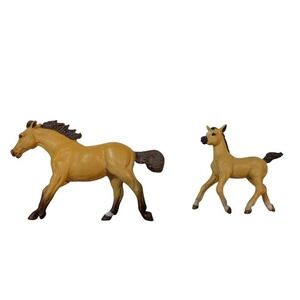 Toy Horse Figurines - Mare and Foal - Realistic Details - Collectible 1997‎